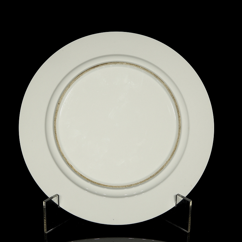 Plato de porcelana