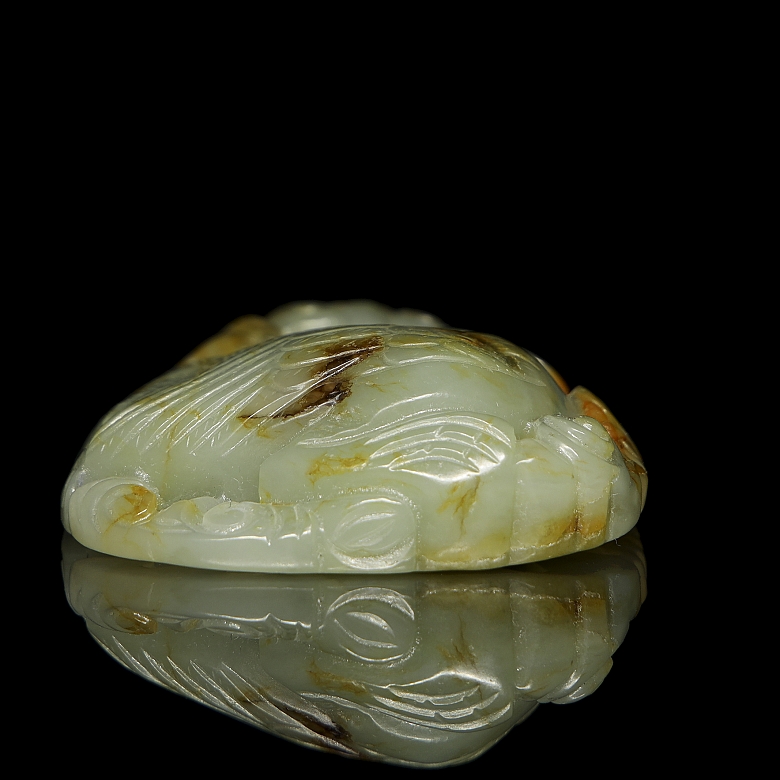 Carved jade pendant ‘Bird with branches’, Qing dynasty