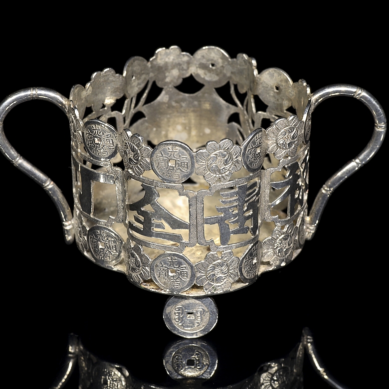 Recipiente de plata china 
