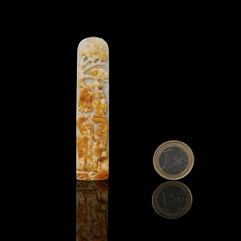 Jade pendant ‘Old Man under the Tree’, Qing dynasty
