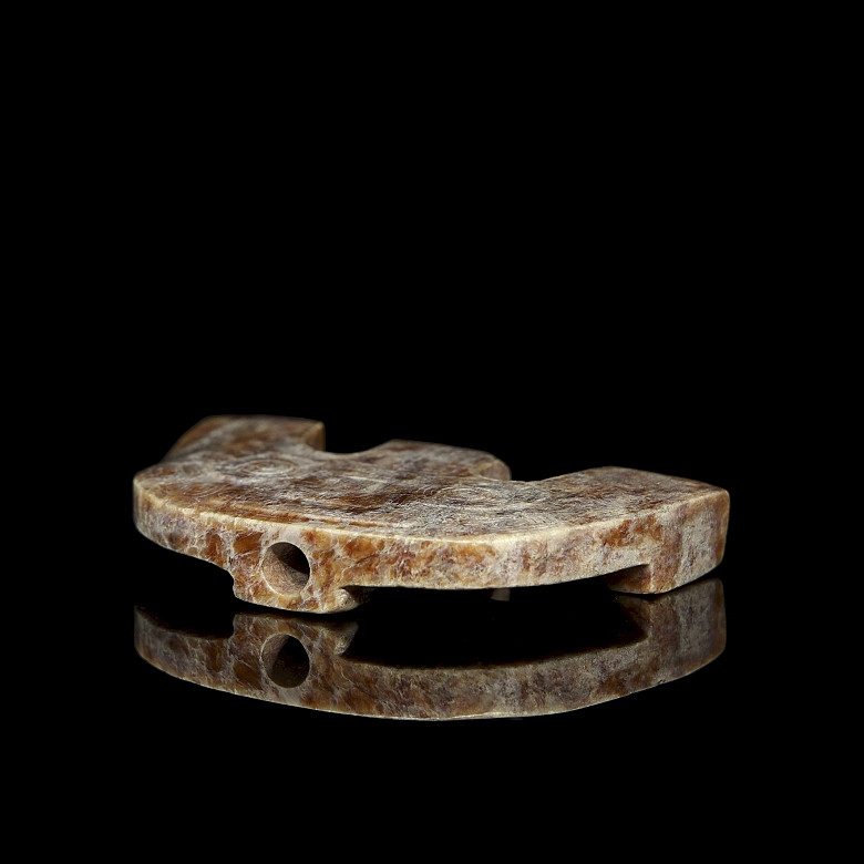 Colgante de jade rojizo 