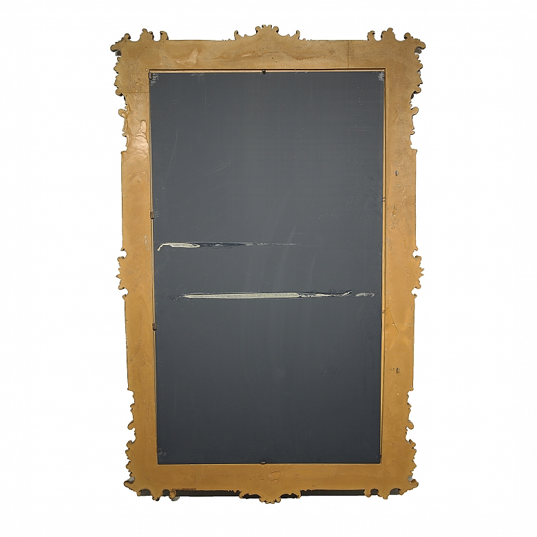 Espejo de madera dorada de estilo barroco, s.XX