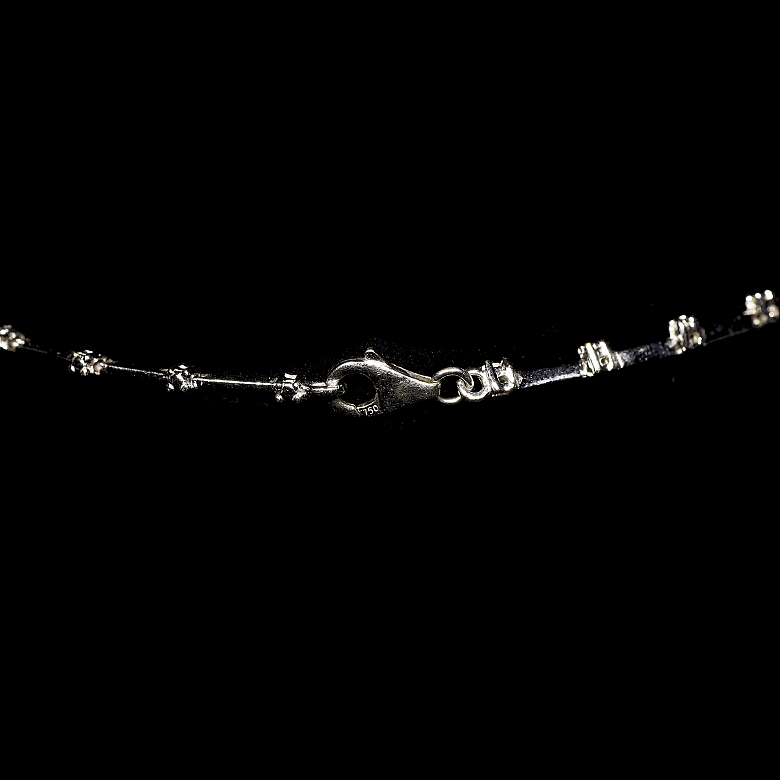 Collar de oro blanco de 18k con perlas y diamantes