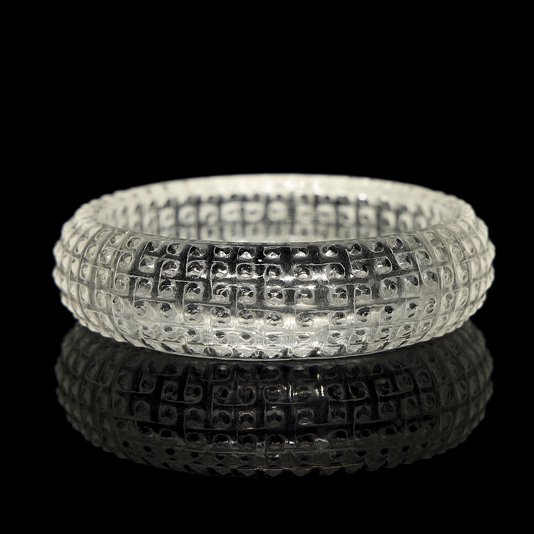 Carved Quartz bracelet, Warring States period