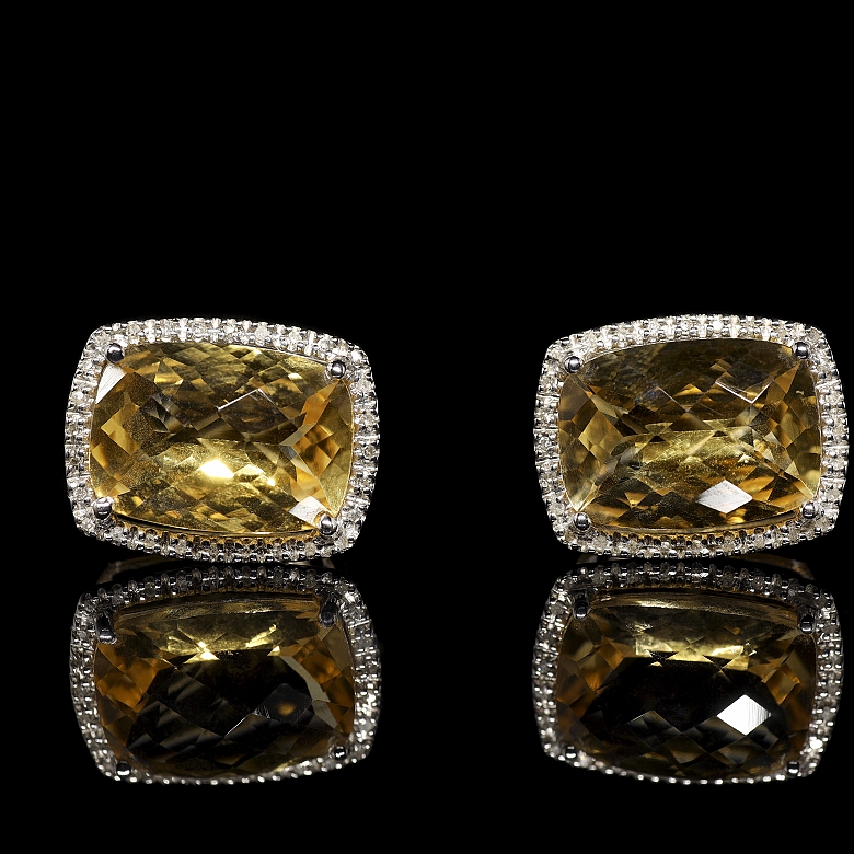 Pendientes en oro blanco de 18K con citrinos y diamantes