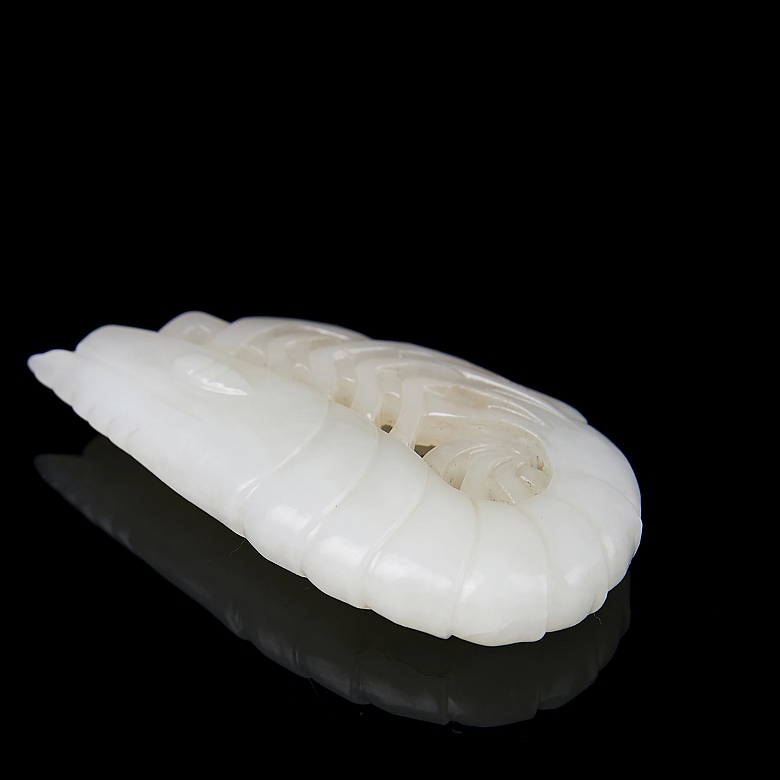 Hetian jade figure ‘Shrimp’, Qing dynasty