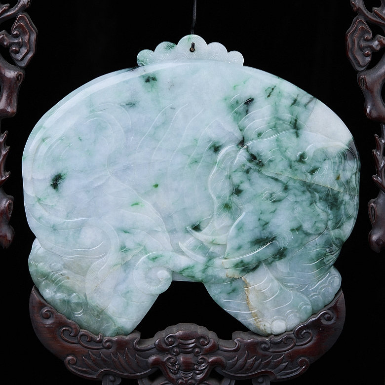 Panel de madera y jadeíta 