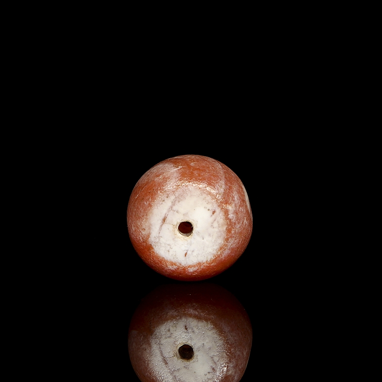 Ancient two-coloured agate bead - 3