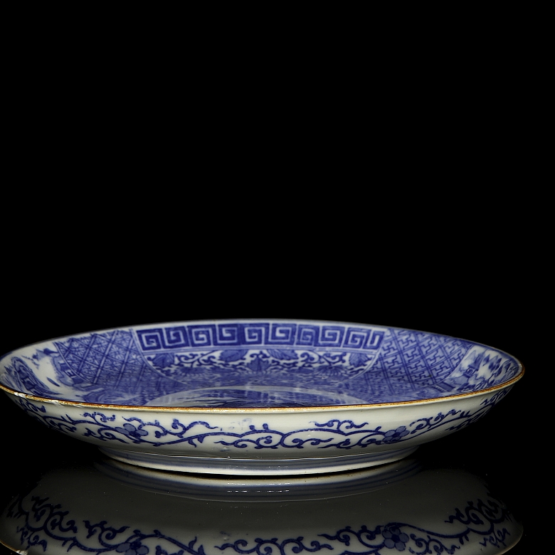 Plato de porcelana esmaltada 