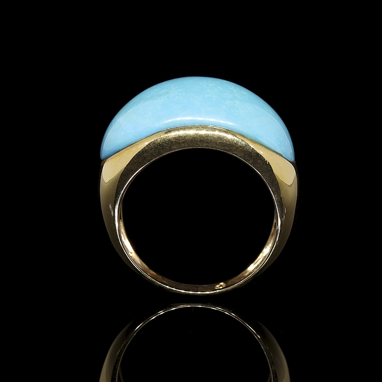 Anillo en oro amarillo de 18k con turquesa