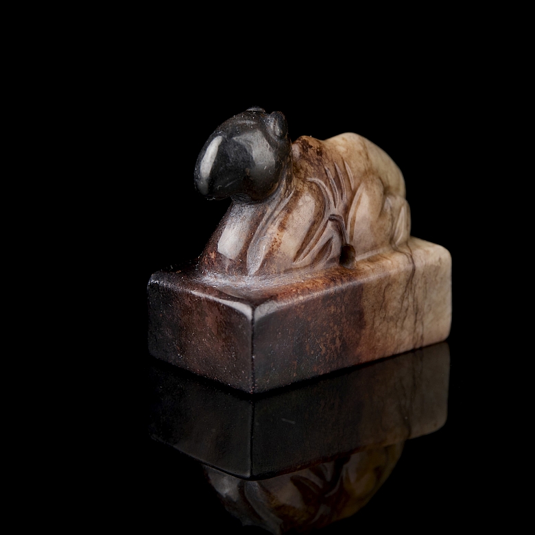 Carved jade seal ‘Camel’, Ming dynasty