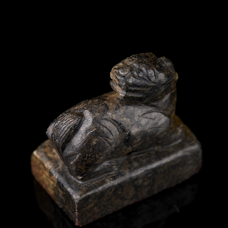 Carved jade seal ‘Mythical Animal’, Ming dynasty