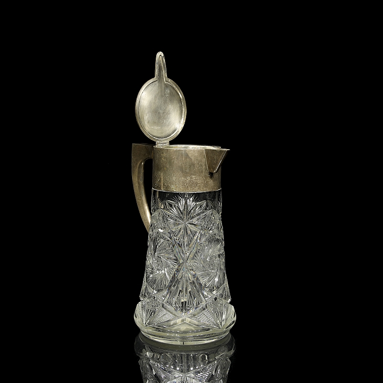 Jarra de cristal tallado, estilo Art Déco, med. s.XX