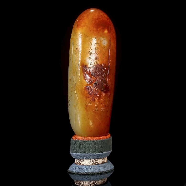 Piedra de jade tallada