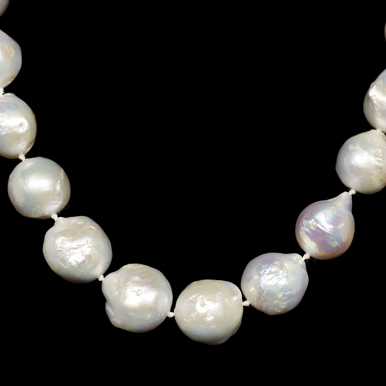 Collar de perlas barrocas australianas