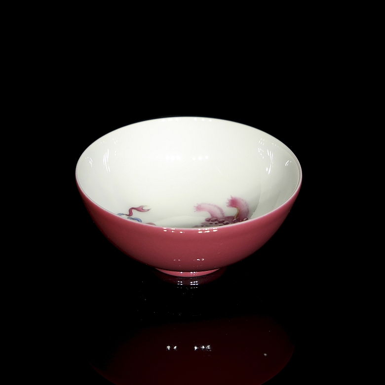 Taza de porcelana esmaltada
