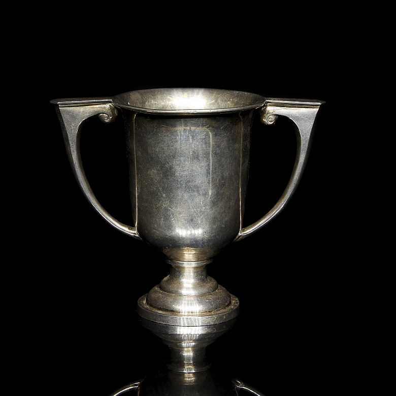 Pequeña copa de plata china
