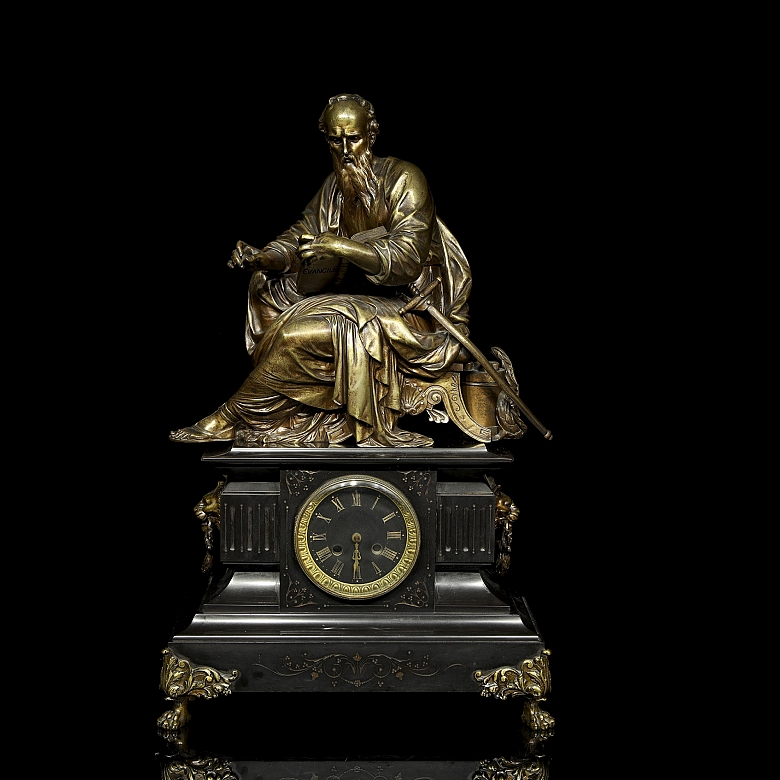 Reloj de sobremesa estilo Neoclásico