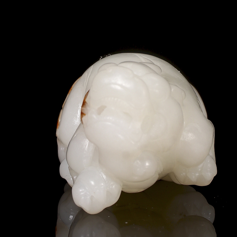 Hetian jade figure ‘Beast’, Qing dynasty