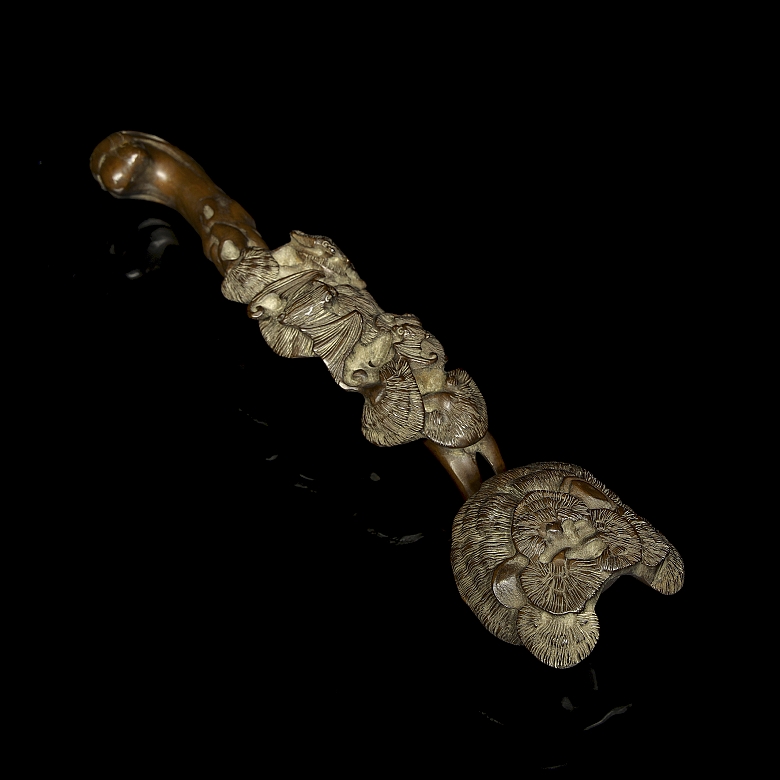 Ruyi de madera “Lingzhi”, dinastía Qing - 1