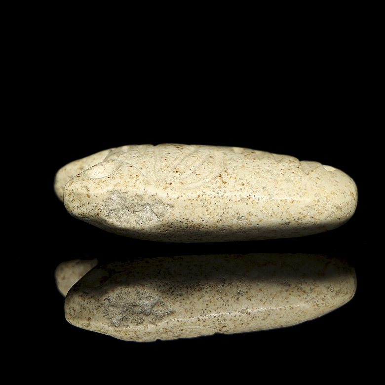 Stone pendant ‘Beast’, Zhou style
