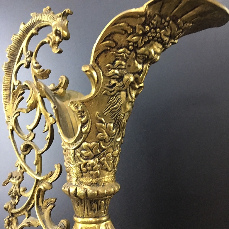 美丽的青铜双耳瓶 - 7