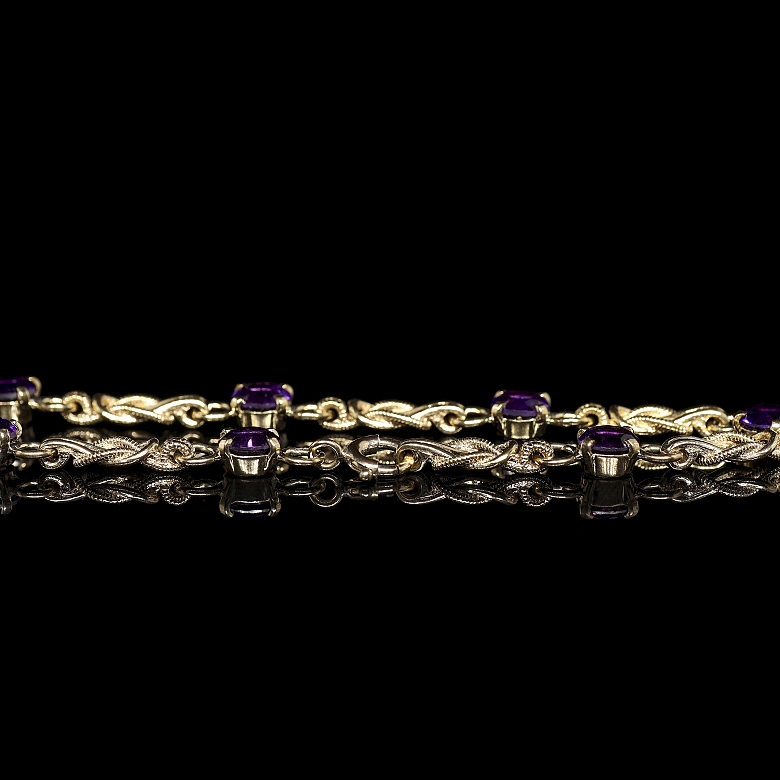 Pulsera de oro amarillo con amatistas