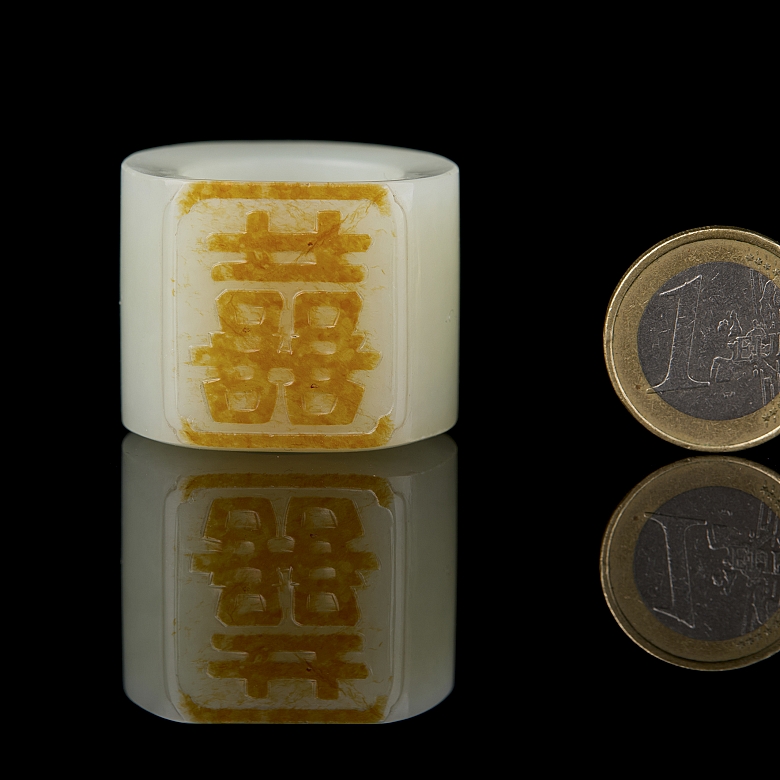 Anillo-sello de jade blanco 