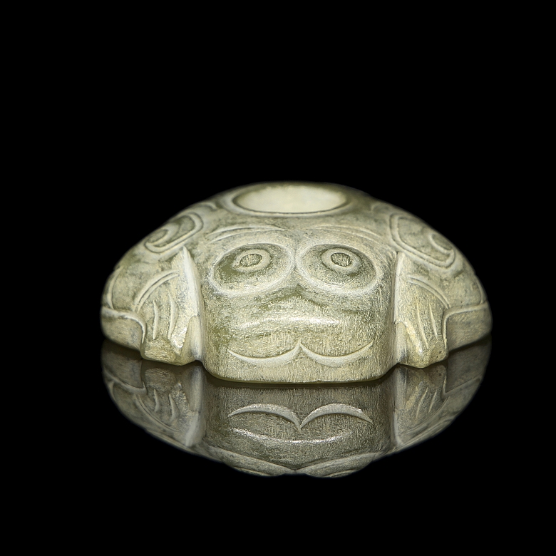 Carved jade figure ‘Frog’, Zhou dynasty - 3