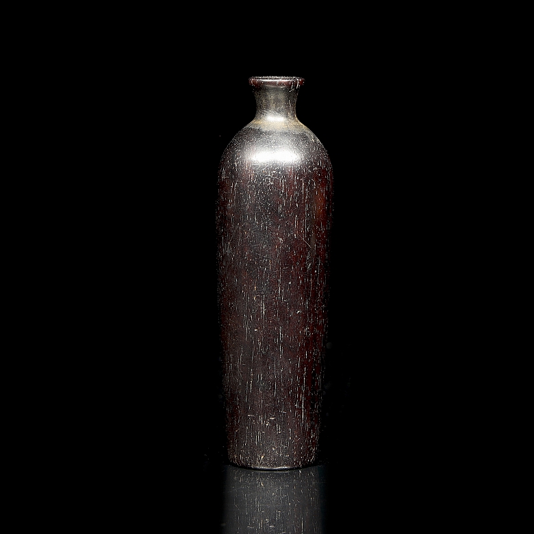Jarrón soliflor de madera, dinastía Qing