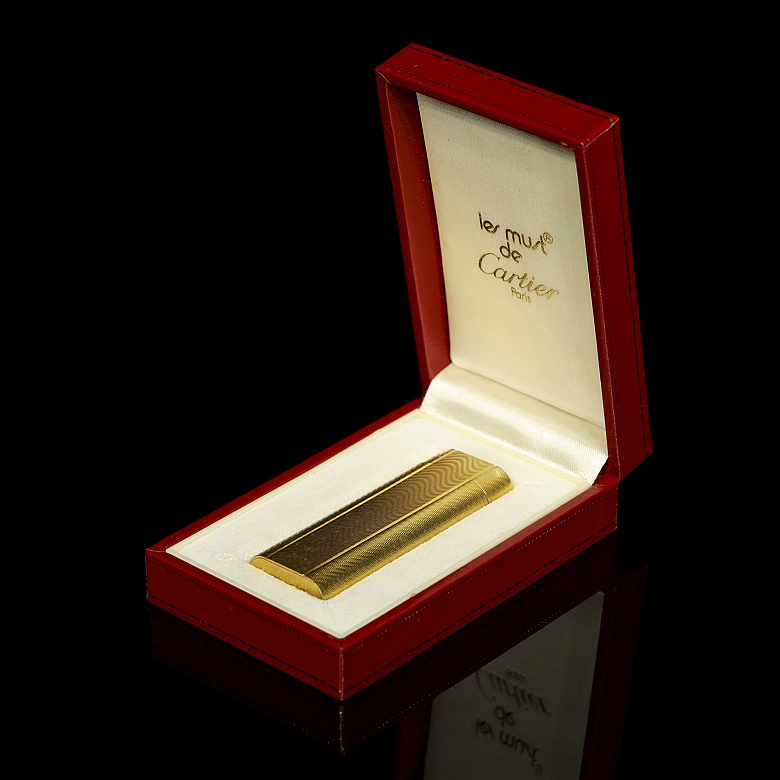 Cartier 打火机 ‘卡地亚，经典之选’，18K镀金