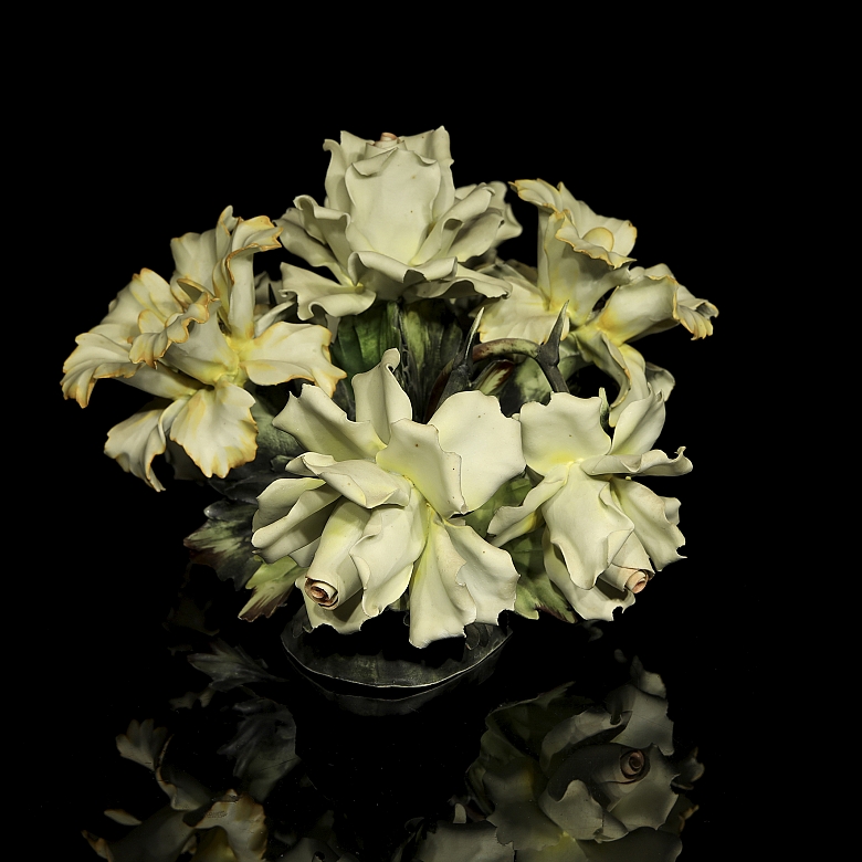 卡波迪蒙特“花卉中心装饰品”，20世纪 - 2