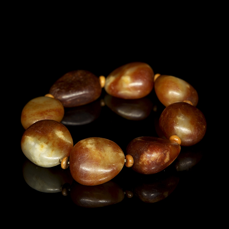 Bracelet with eight jade beads, 20th century