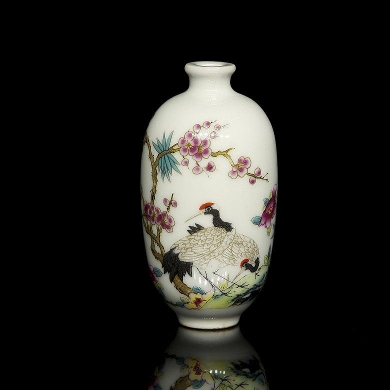 Small porcelain jar ‘Cranes’, 20th century