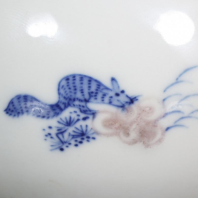 Glazed porcelain hulu vase, ‘Squirrels with Vine,’ Kangxi mark