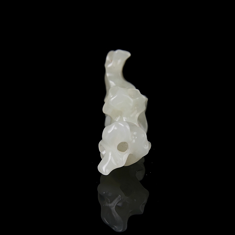 Hetian jade brush holder ‘Gongshi’, Qing dynasty