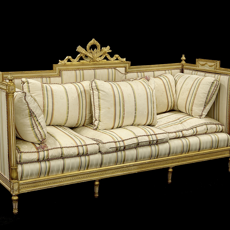 Sofá estilo Luis XVI, s.XX