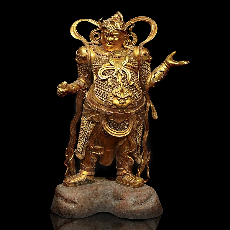 Magnificent bronze figure of ‘Guăng Mù Tiān wáng, Heavenly King’, Ming dynasty