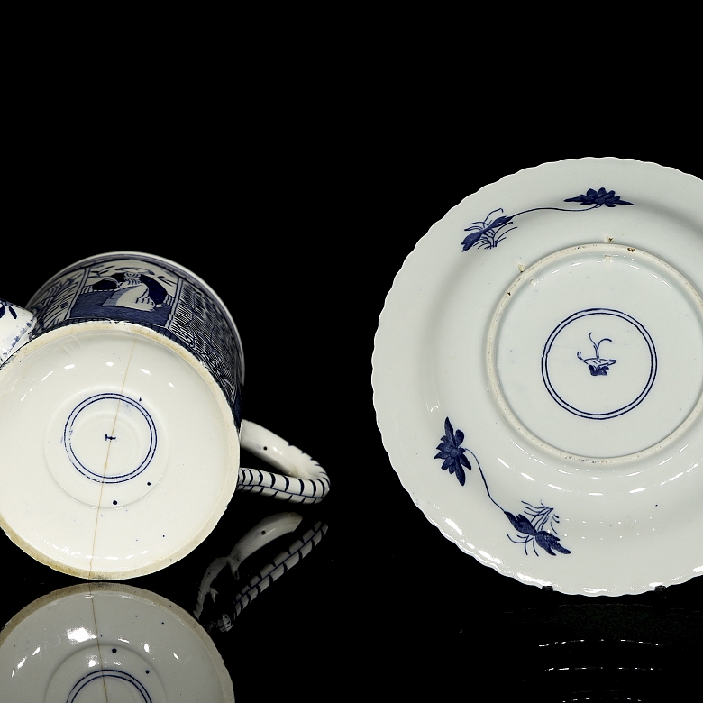 马斯特里赫特莫萨瓷器，中式瓷质茶壶及托盘，荷兰，20世纪