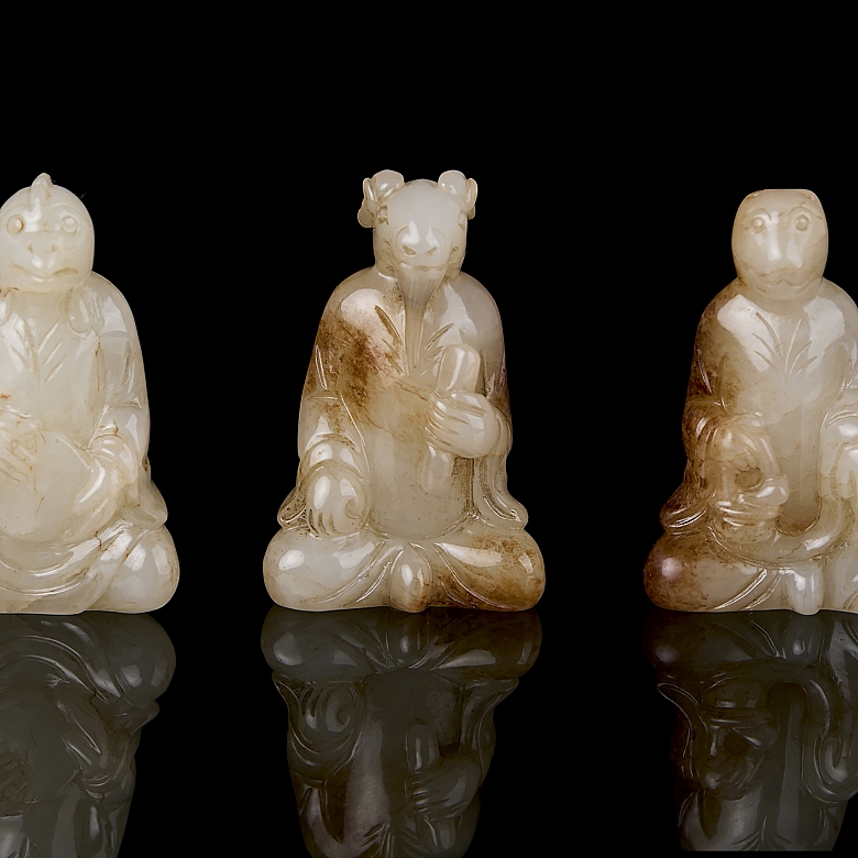 Conjunto de figuras de jade 