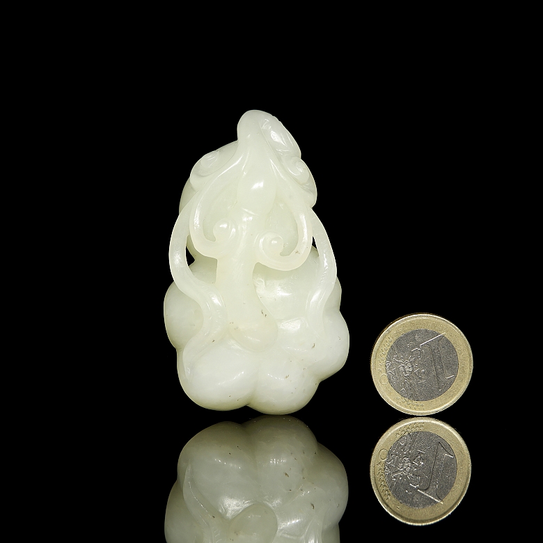 White jade figure ‘Lotus Root’, Qing dynasty - 6