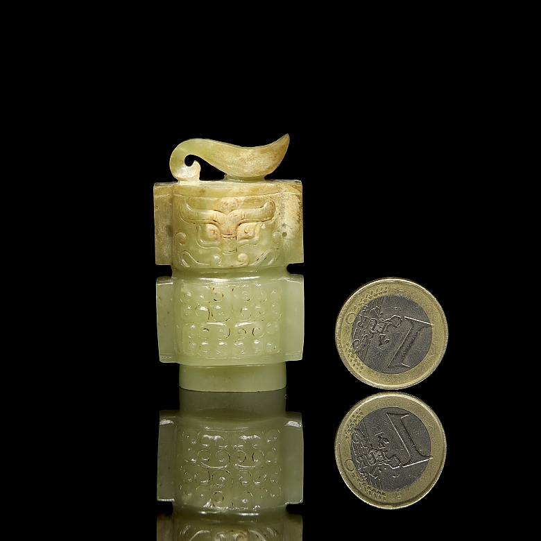 Colgante de jade amarillo