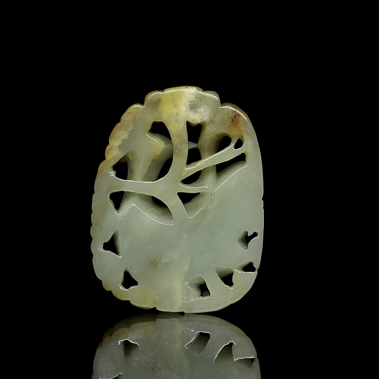 Carved jade pendant ‘Bird with branches’, Qing dynasty - 1