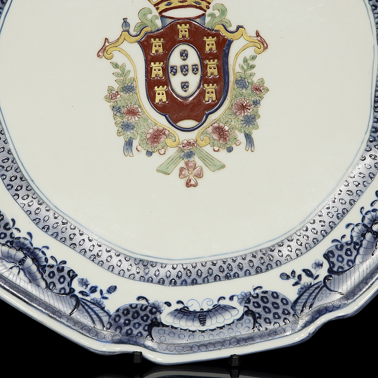 Plato de porcelana