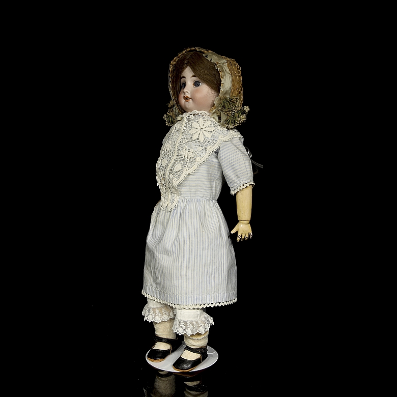Muñeca de porcelana clásica, Alemania, pps. s.XX