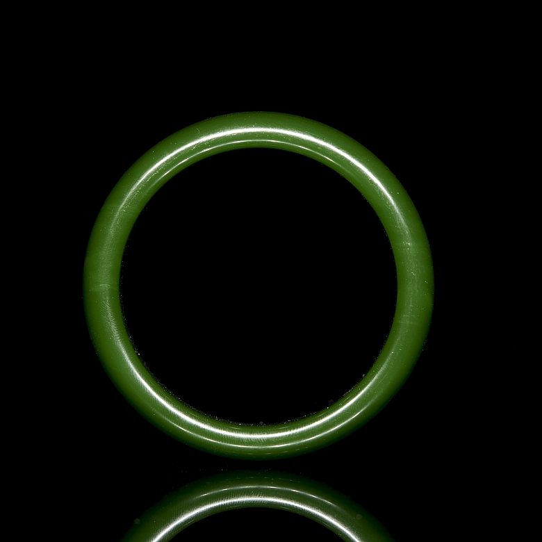Esclava de jade verde espinaca, s.XX