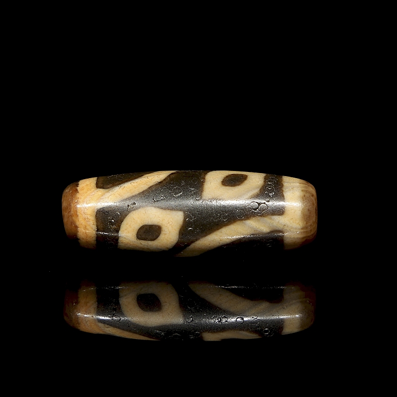 Cuenta Dzi de ágata