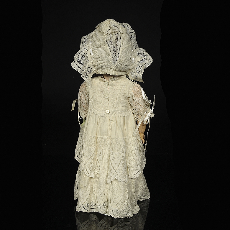 Muñeca de porcelana Heubach Köppelsdorf, molde clásico 250, Alemania, c. 1920-1925