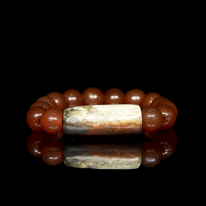 Pulsera de cuentas de ágata y jade, dinastías Liao y Hongshang