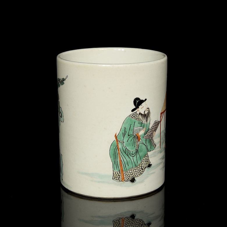 Bote para pinceles de porcelana